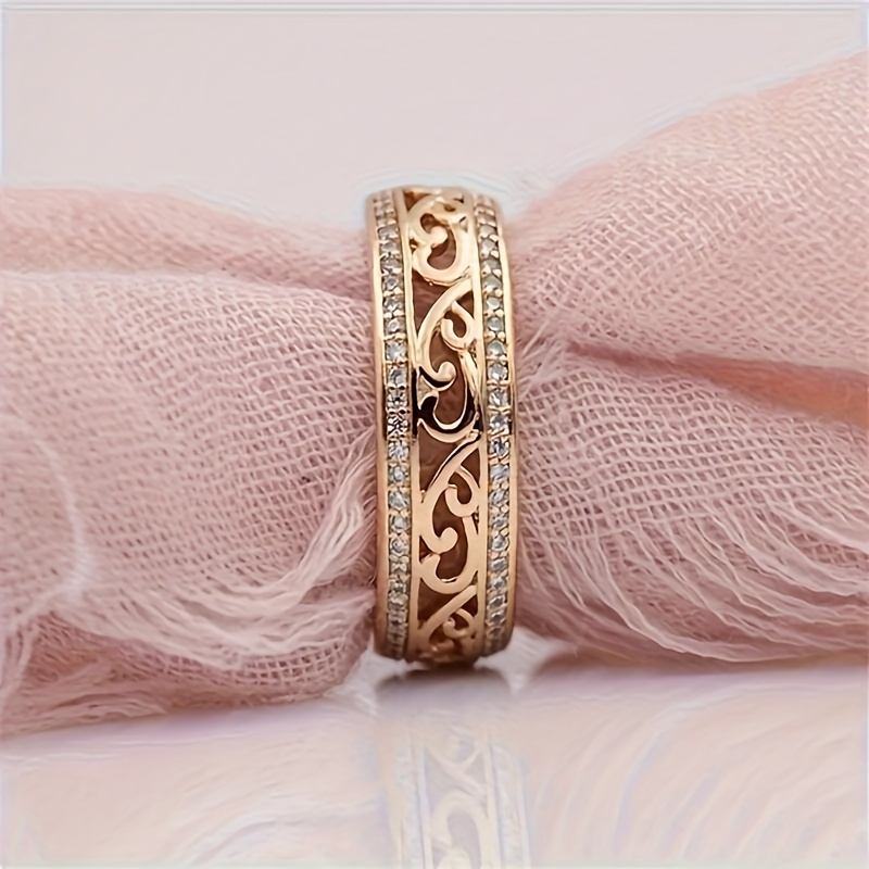 Engrave Flower Texture Wide Ring with Rhinestone Inlay - Delicate Accessory